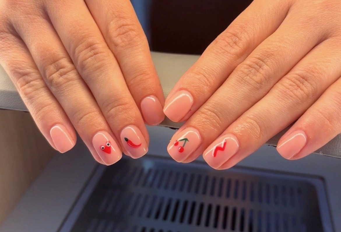 Short natural nails with cherry design